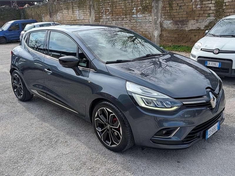 Usata Renault Clio IV Intens 90 CV (66 kW) 2019 Grigio Berlina