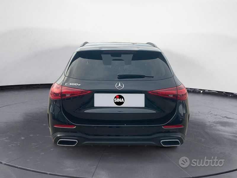 Usata Mercedes E300 Premium 204 CV (150 kW) 2022 Nero Station wagon