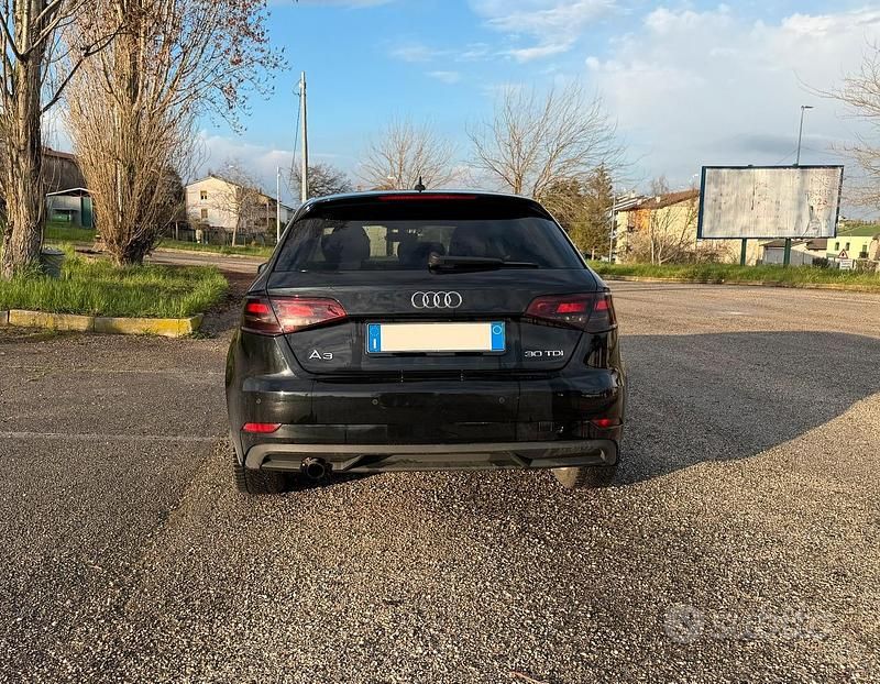 Usata Audi A3 116 CV (85 kW) 2017 Nero Berlina