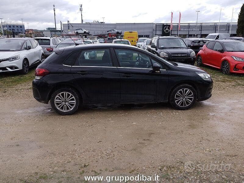 Usata Citroën C4 Feel 100 CV (73 kW) 2016 Nero Berlina