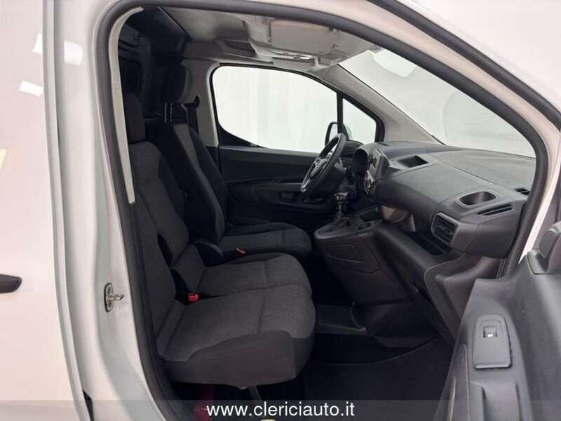 Usata Opel Combo Edition 131 CV (96 kW) 2021 Bianco Monovolume