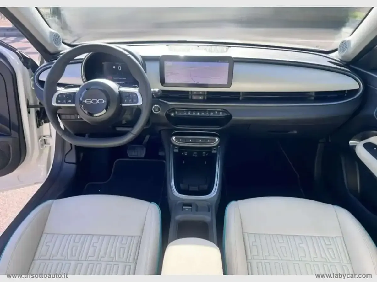 Usata Fiat 600 La Prima 109 CV (80 kW) 2025 Bianco SUV