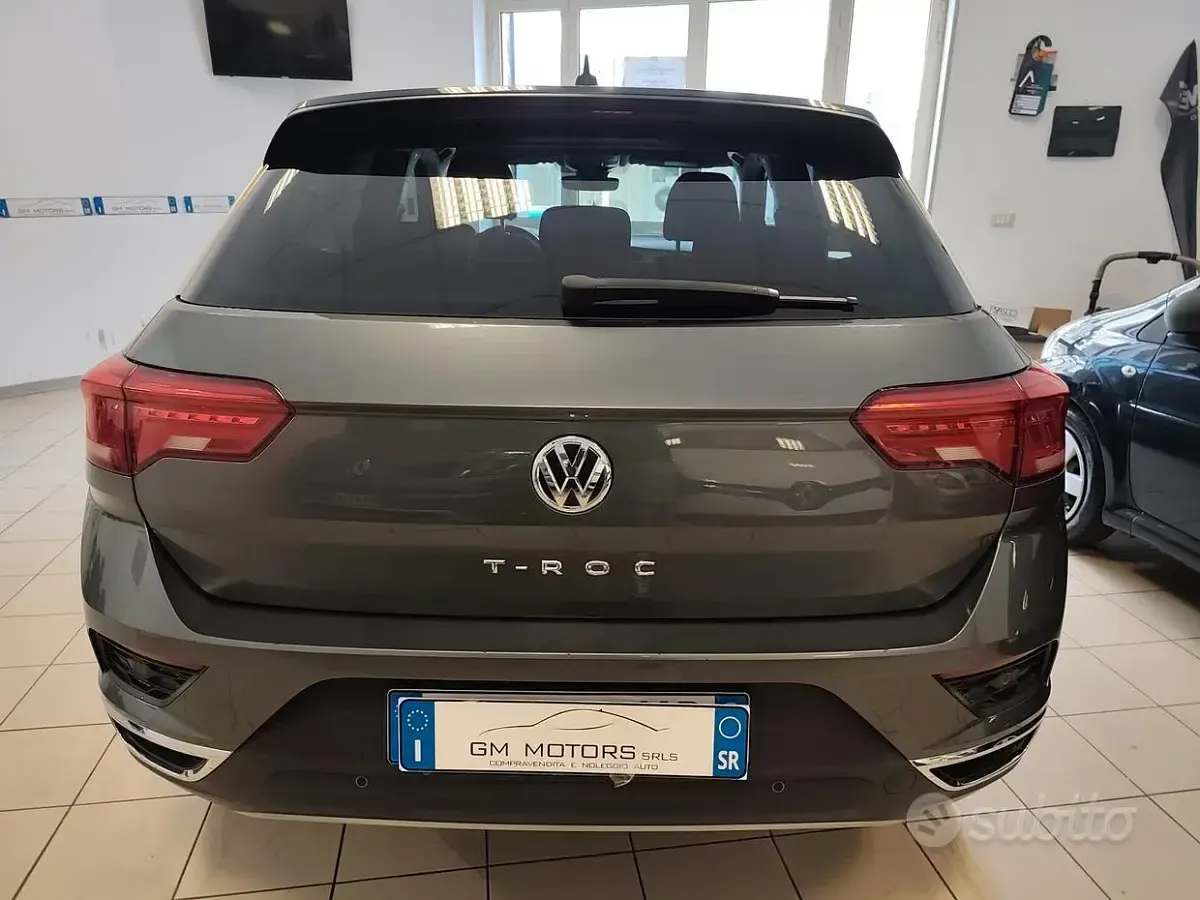 Usata VW T-Roc Advance 116 CV (85 kW) 2019 Grigio SUV