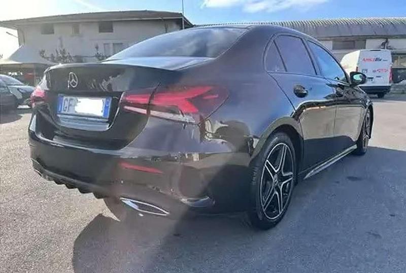 Usata Mercedes A180 116 CV (85 kW) 2021 Nero Berlina