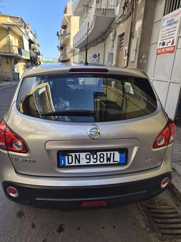Usata Nissan Qashqai Acenta 106 CV (77 kW) 2008 Argento SUV