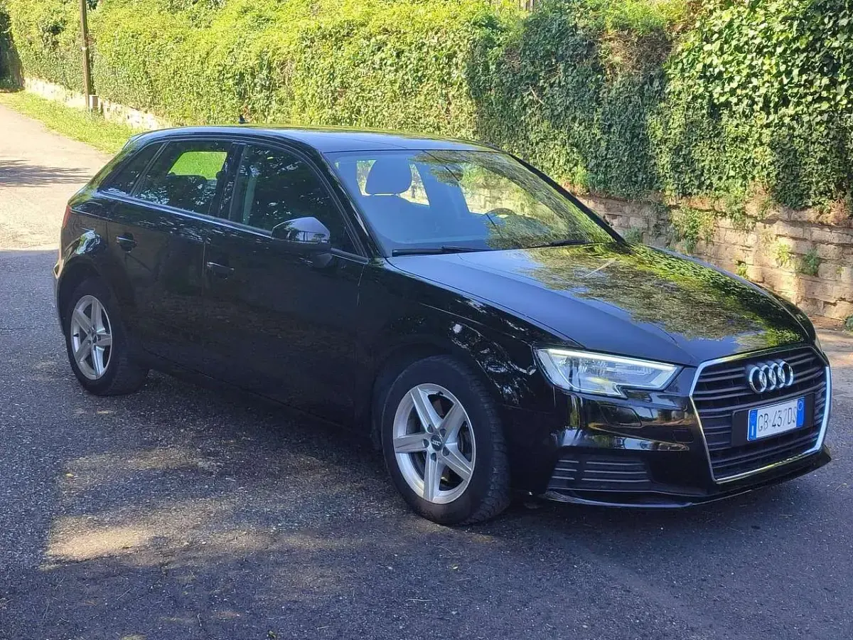 Usata Audi A3 Business 150 CV (110 kW) 2020 Nero Berlina