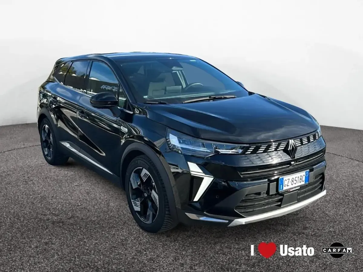 Usata Renault Clio Iconic 143 CV (105 kW) 2025 Nero Utilitaria