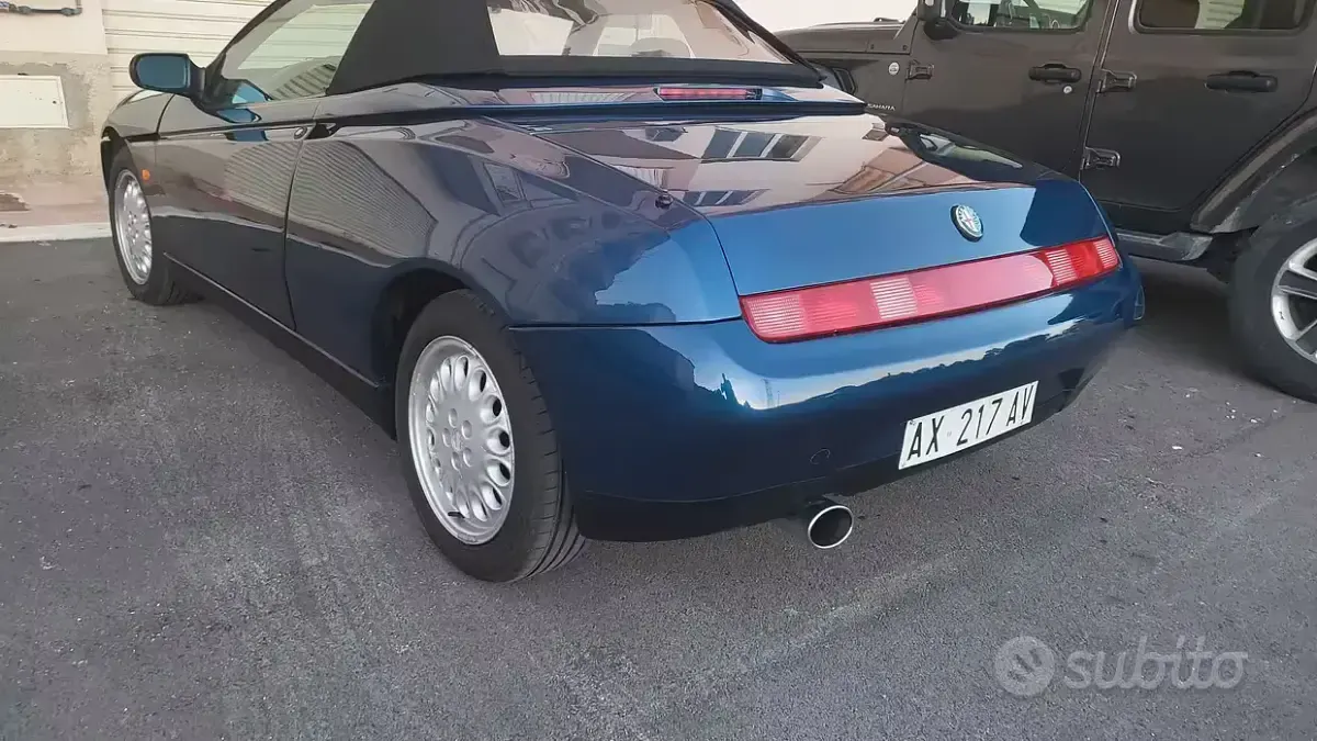 Usata Alfa Romeo Spider 150 CV (110 kW) 1997 Bluazzurro Cabrio
