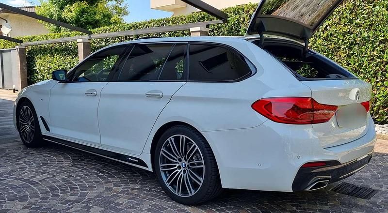 Usata BMW 520 M Sport 190 CV (139 kW) 2017 Bianco Station wagon