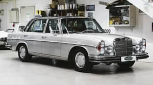 Usata Mercedes 300 200 CV (147 kW) 1970 Argento Berlina