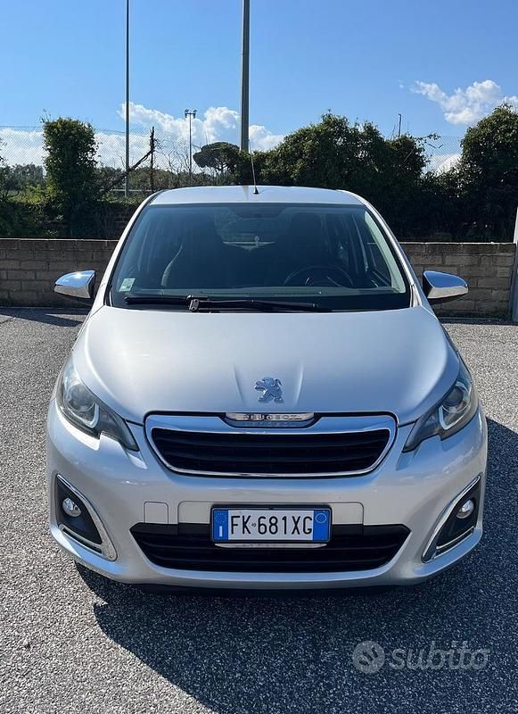 Usata Peugeot 108 Allure 69 CV (50 kW) 2017 Grigio Utilitaria