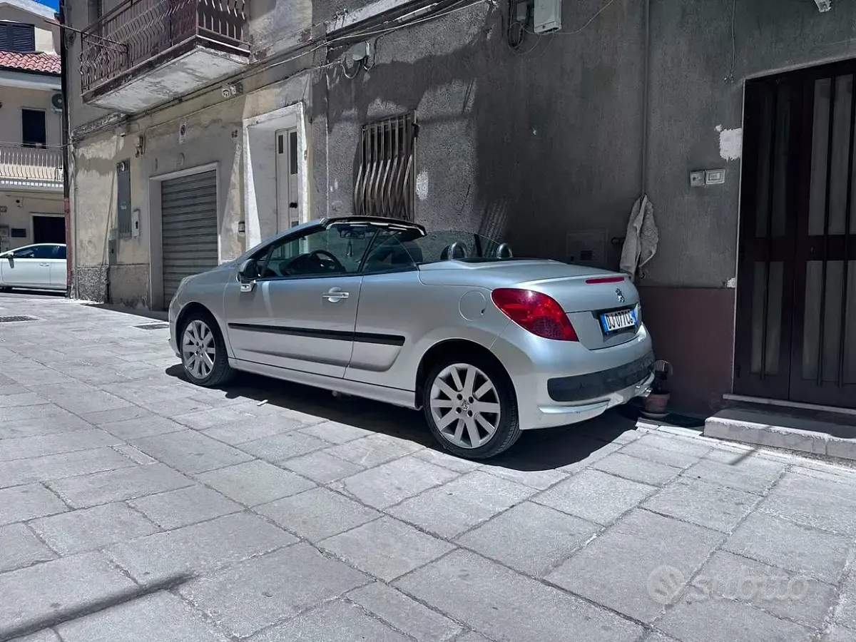 Usata Peugeot 207 120 CV (88 kW) 2007 Grigio Cabrio