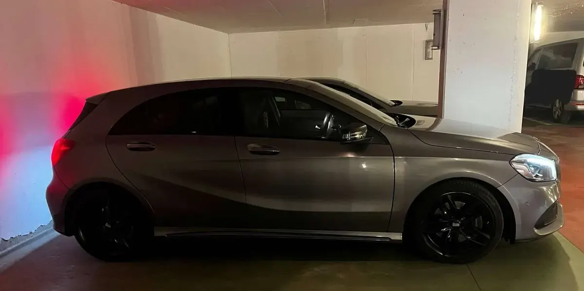 Usata Mercedes A250 218 CV (160 kW) 2016 Grigio Utilitaria