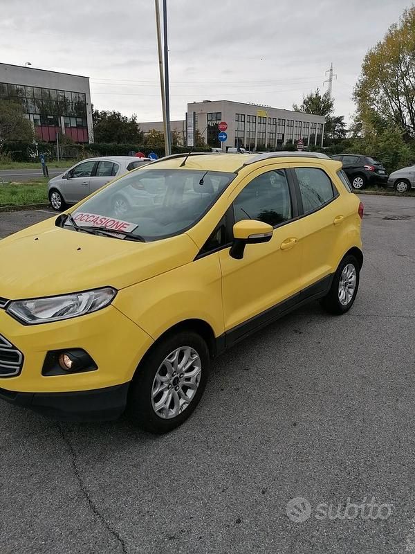 Usata Ford Ecosport 111 CV (81 kW) 2017 Giallo SUV