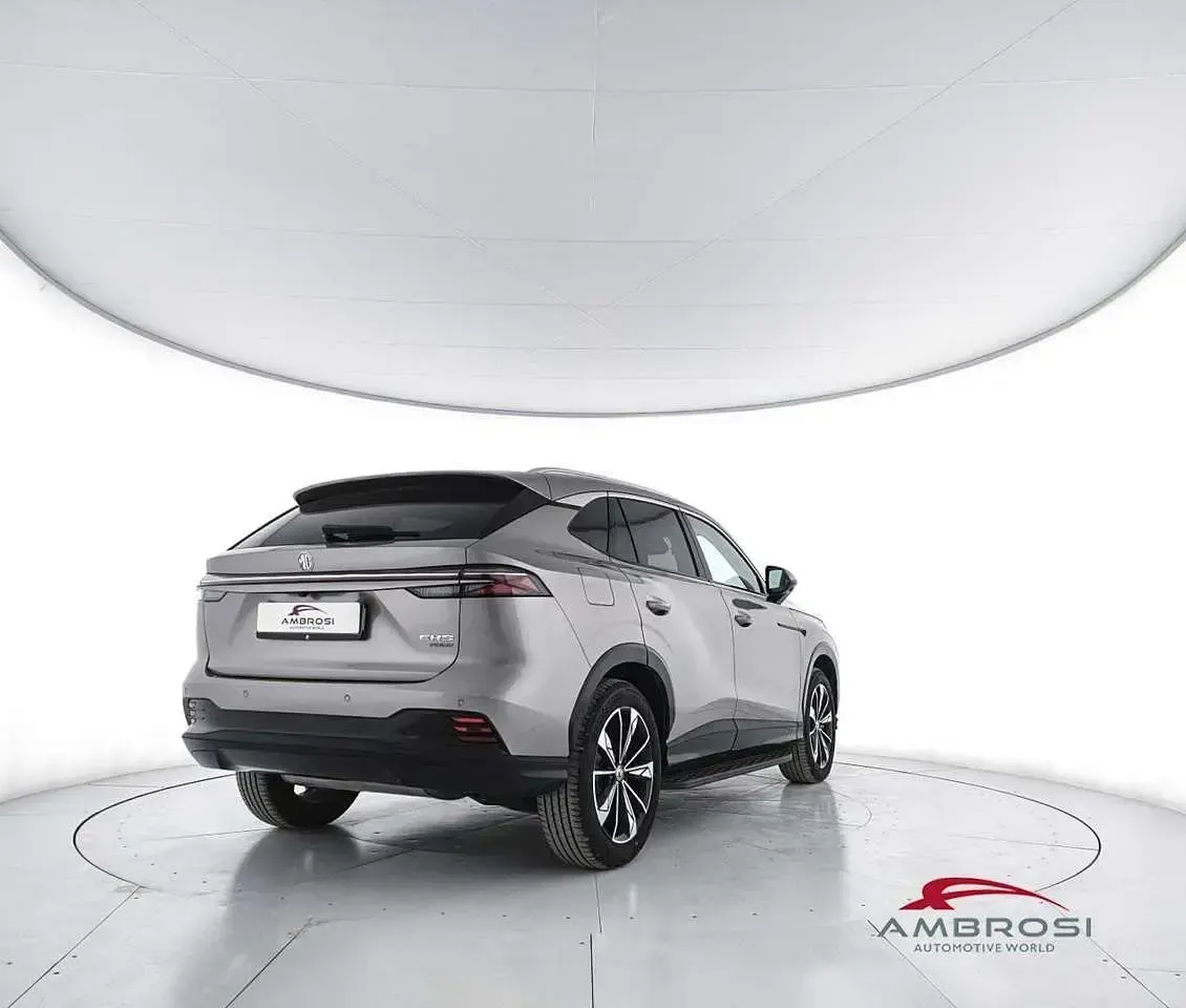 Usata MG HS Luxury 272 CV (200 kW) 2025 Argento SUV