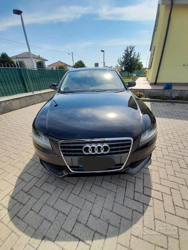 Usata 2012 Audi A4 Station wagon | 8000 € (Buon prezzo) - Immagine 1/4