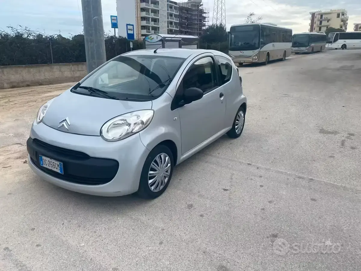 Gebraucht Citroën C1 68 PS (50 kW) 2007 Grau Kleinwagen