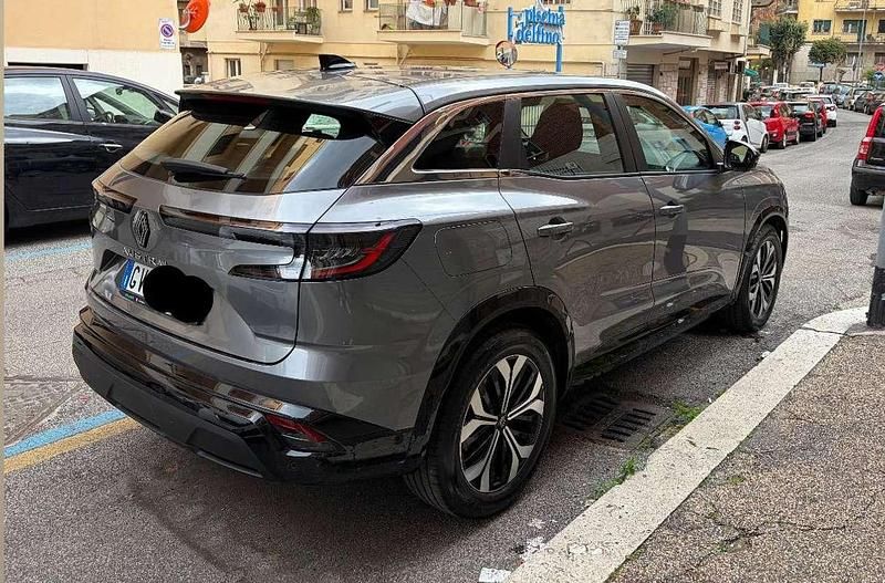 Usata Renault Austral Evolution 131 CV (96 kW) 2024 Grigio SUV