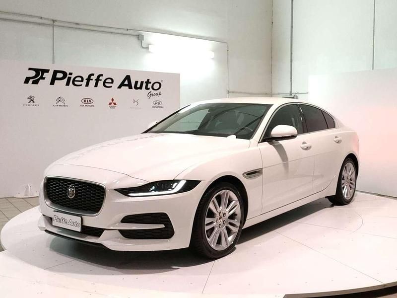 Bianco Usata 2019 Jaguar XE S Tre volumi | 27.900 € (Cara) - Immagine 1/4