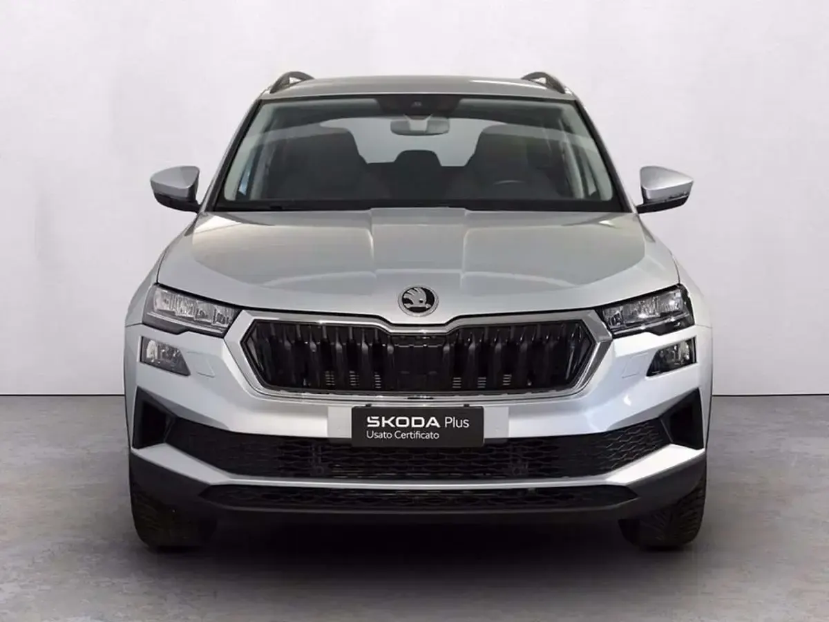 Usata Skoda Karoq Selection 116 CV (85 kW) 2024 Argento brillante metallizzato SUV
