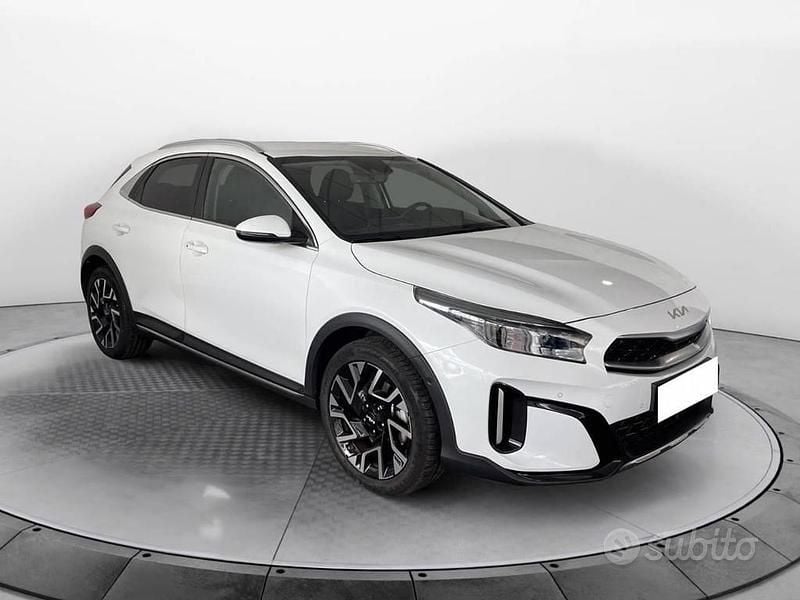 Usata Kia XCeed Style 141 CV (103 kW) 2022 Bianco SUV