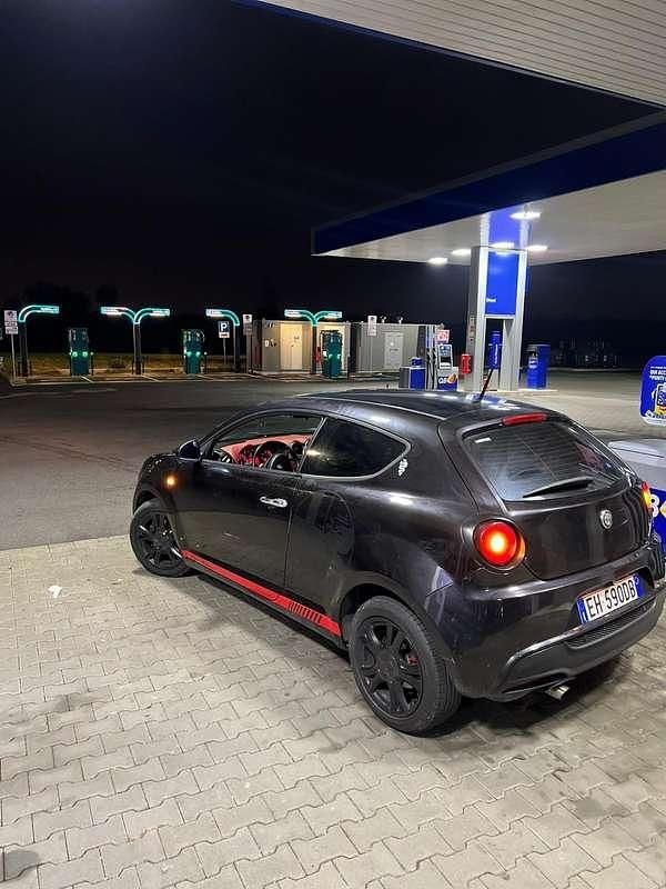 Second-hand Alfa Romeo MiTo Distinctive 95 CP (69 kW) 2011 Hatchback