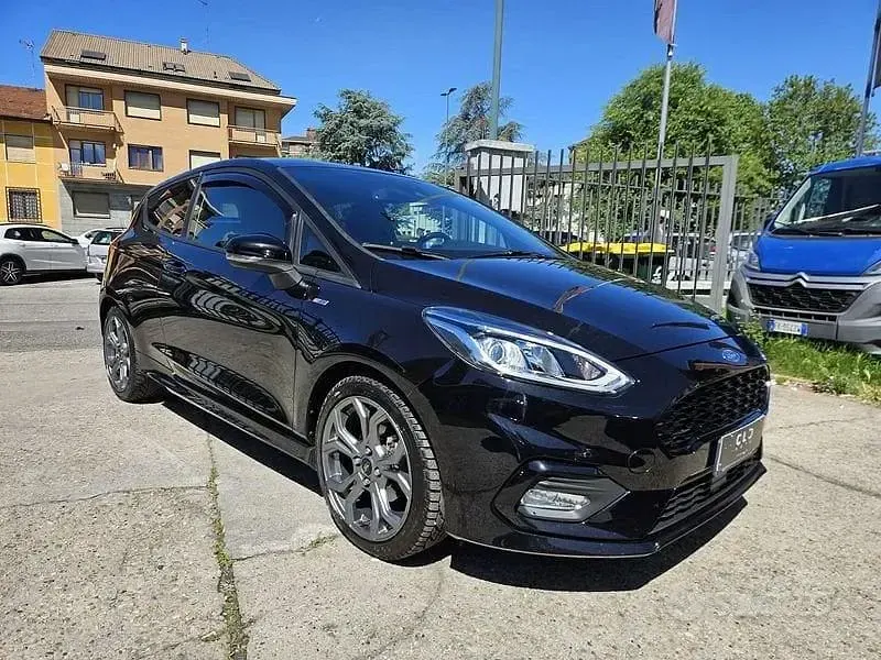 Usata Ford Fiesta ST-Line 86 CV (63 kW) 2020 Nero Utilitaria