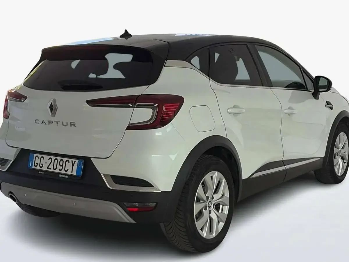 Usata Renault Captur Intens 101 CV (74 kW) 2021 Bianco SUV