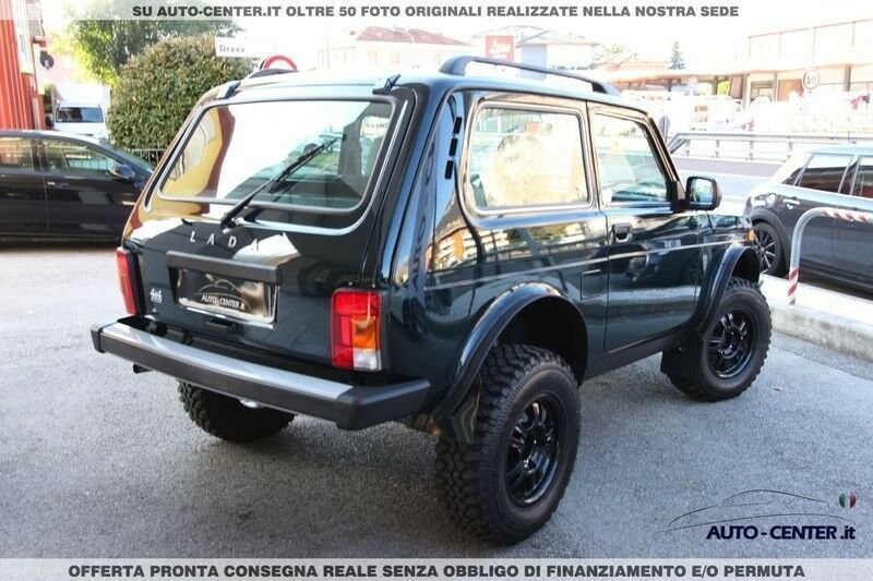 Lada 004 isofix
