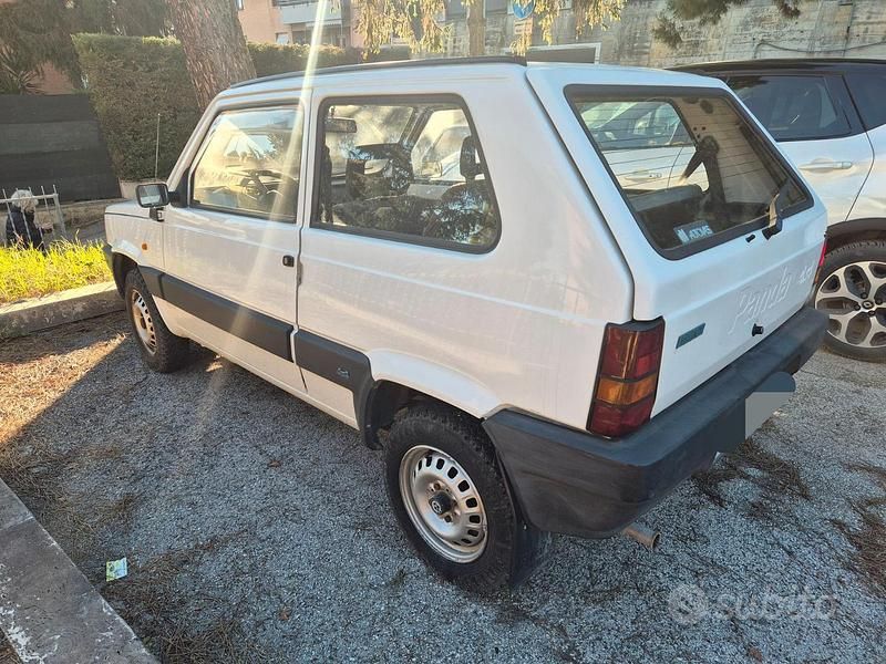 Usata Fiat Panda 4x4 54 CV (39 kW) 1998 Bianco Utilitaria