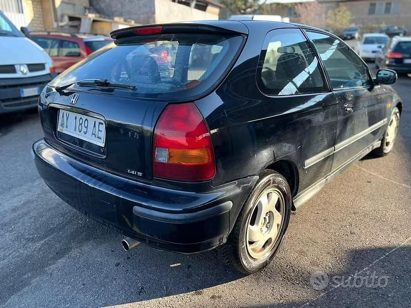 Usata Honda Civic 90 CV (66 kW) 1998 Nero Station wagon