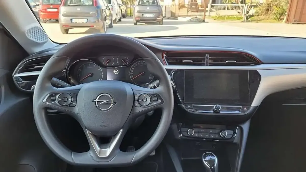 Usata Opel Corsa Edition 75 CV (55 kW) 2020 Bianco Utilitaria