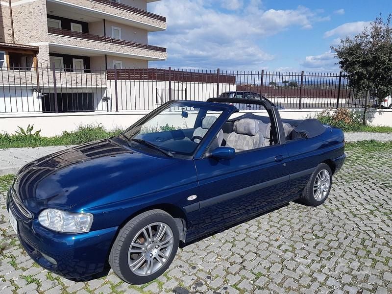 Usata Ford Escort Cabriolet 1997 Cabrio