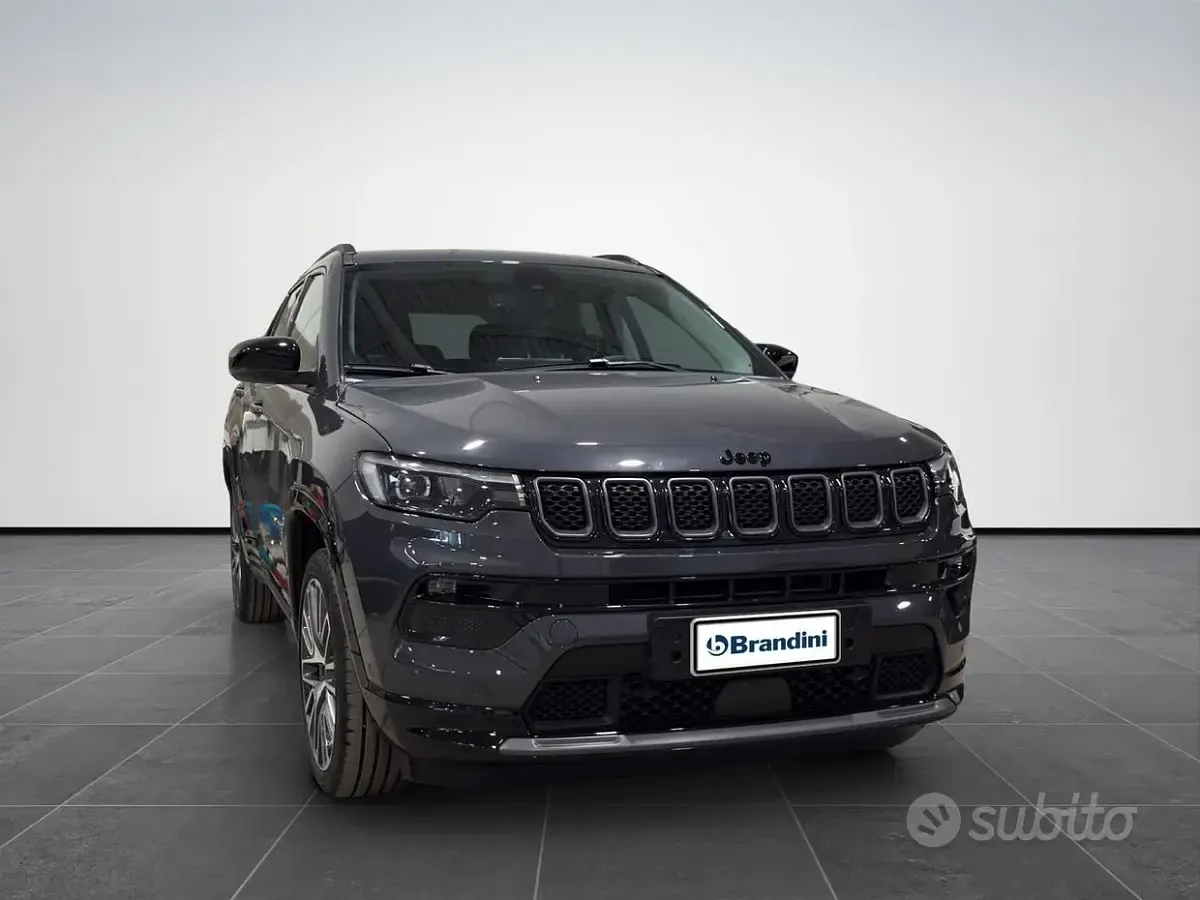 Occasion Jeep Compass Summit 131 PK (96 kW) 2025 Grijs SUV