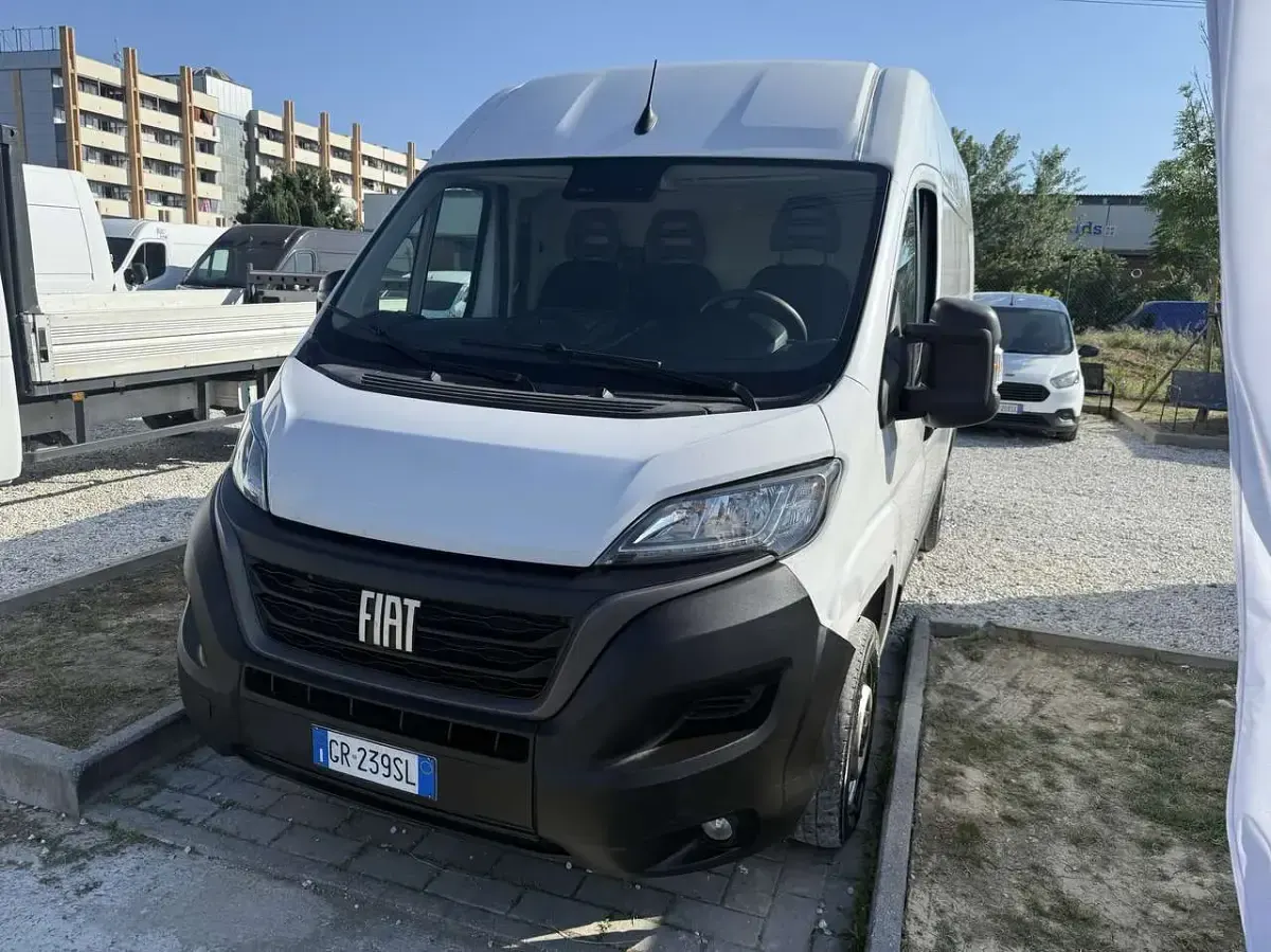 Usata Fiat Ducato 33 140 CV (102 kW) 2023 Bianco Furgone