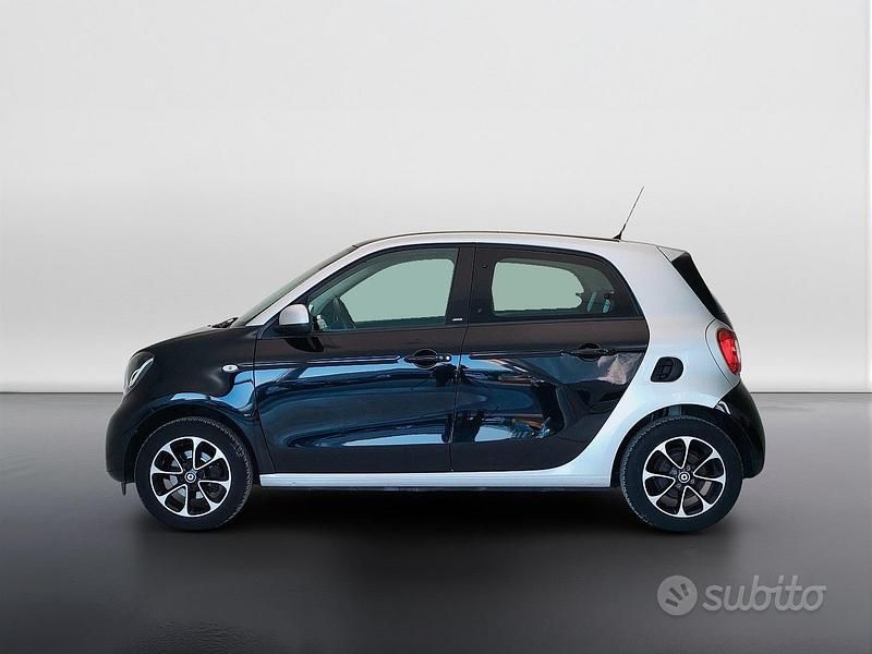 Usata Smart ForFour Passion 71 CV (52 kW) 2015 Nero Utilitaria