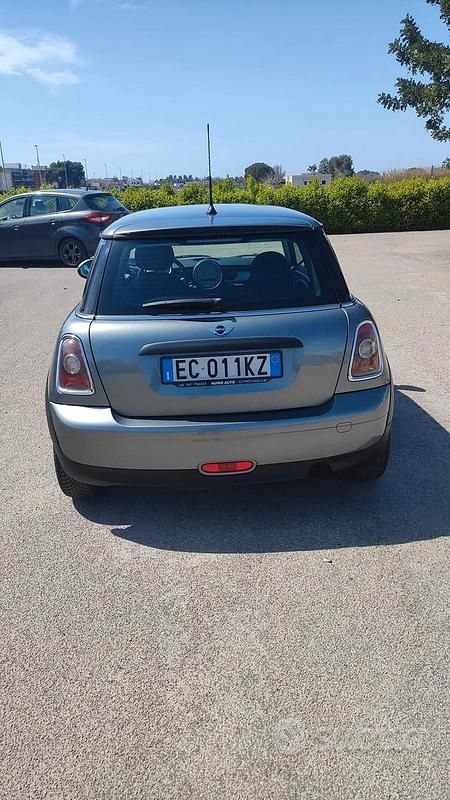 Usata Mini Cooper Coupé 88 CV (64 kW) 2010 Grigio Coupé