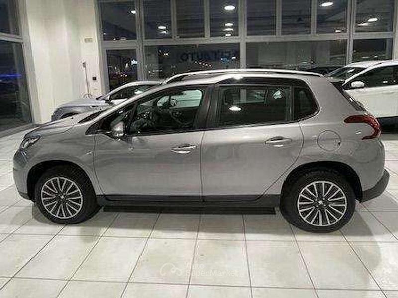 Usata Peugeot 2008 Allure 82 CV (60 kW) 2019 Grigio SUV