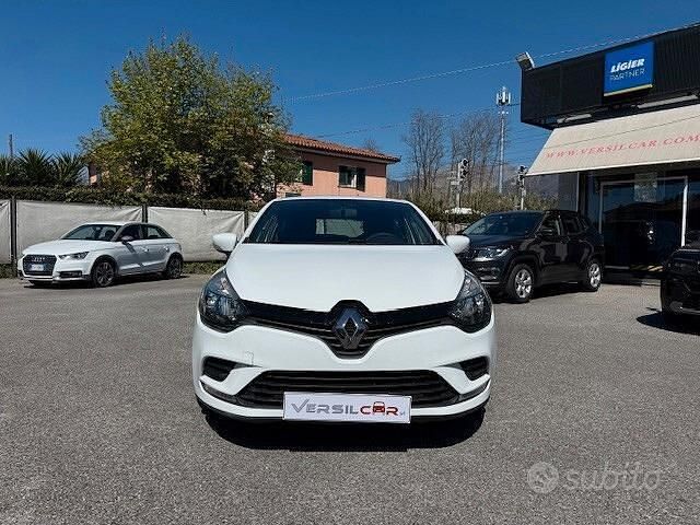 Usata Renault Clio IV Life 75 CV (55 kW) 2018 Bianco Berlina