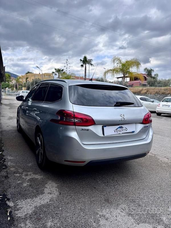 Usata Peugeot 308 Allure 120 CV (88 kW) 2016 Grigio Station wagon