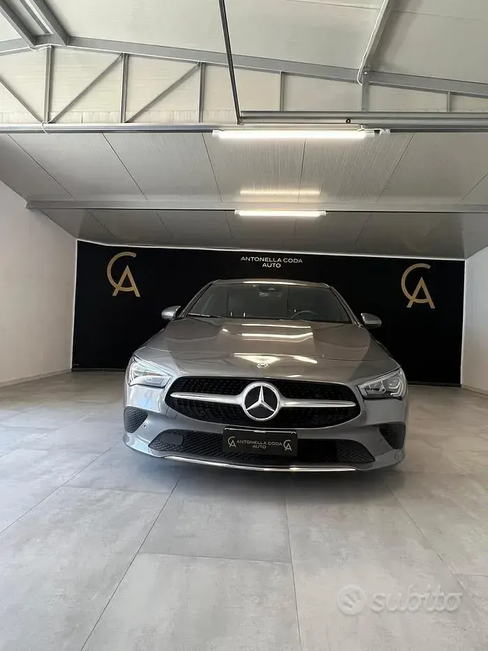 Usata Mercedes CLA200 Shooting Brake 150 CV (110 kW) 2021 Grigio Station wagon