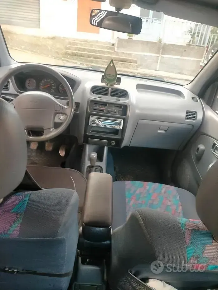 Usata Daihatsu Terios 83 CV (61 kW) 1999 Verde SUV
