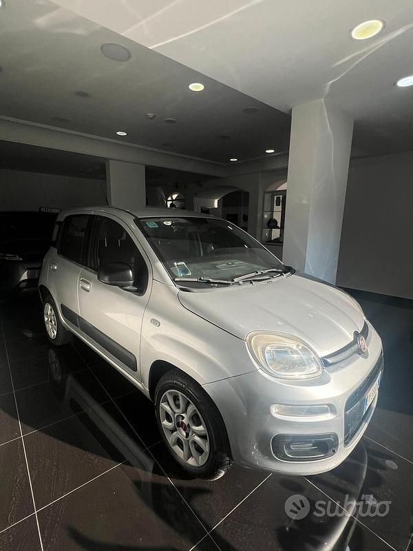 Usata Fiat Panda Lounge 85 CV (62 kW) 2014 Grigio Utilitaria