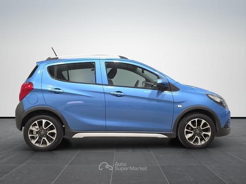 Usata Opel Karl Rocks 75 CV (55 kW) 2018 Azzurro Utilitaria