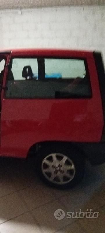Usata Autobianchi Y10 45 CV (33 kW) 1988 Rosso Utilitaria