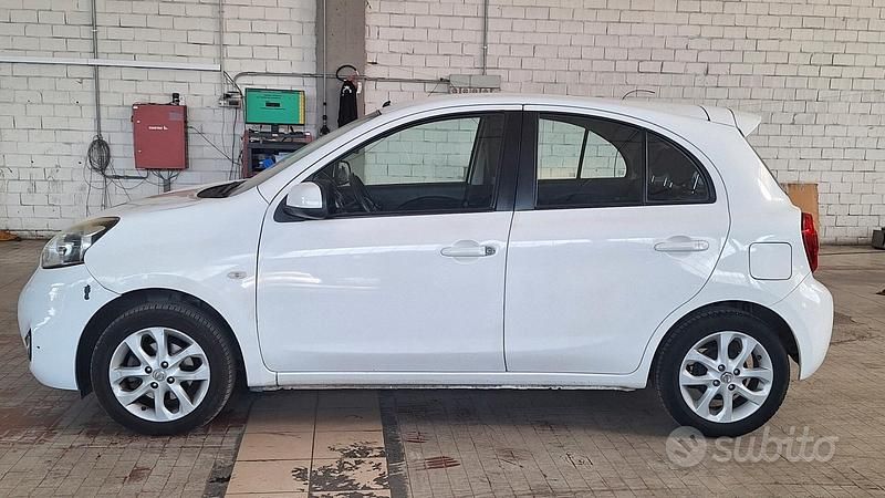 Begagnad Nissan Micra Visia 80 HK (58 kW) 2016 Vit Halvkombi