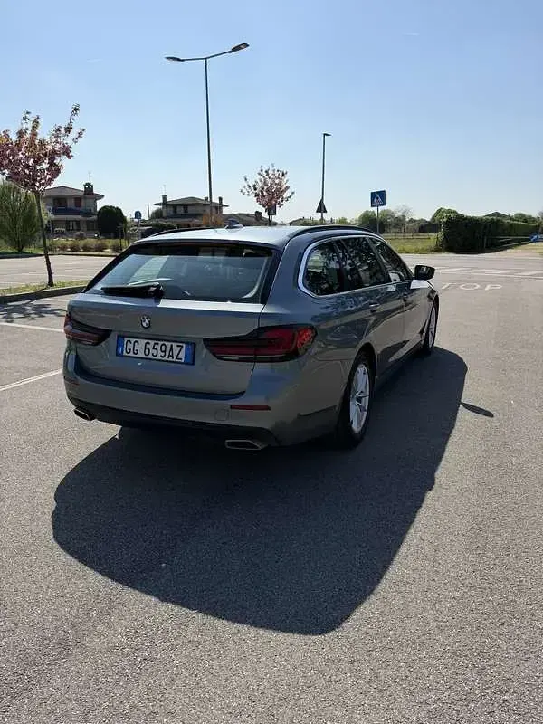 Usata BMW 518 Efficient Dynamics 150 CV (110 kW) 2021 Station wagon