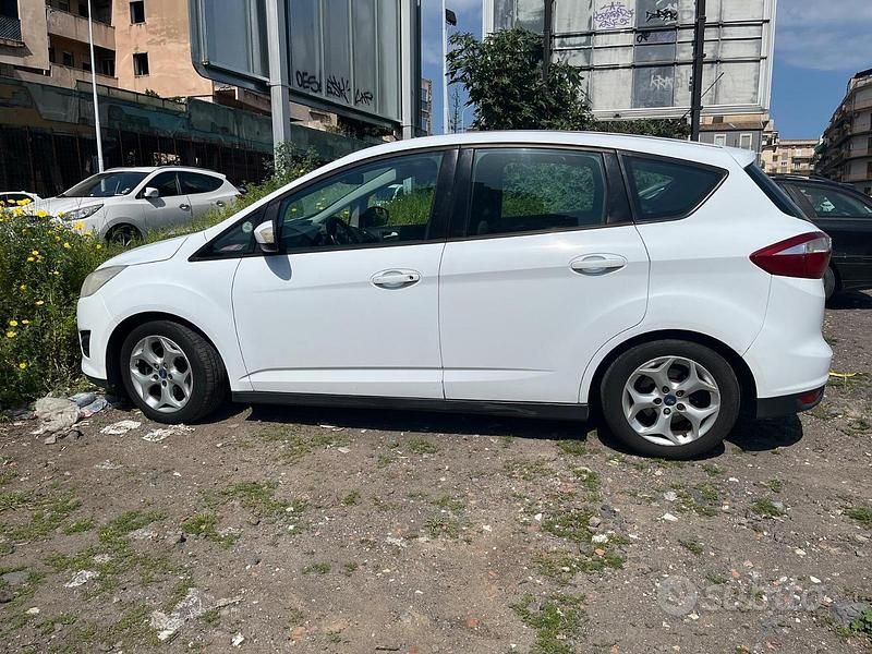 Usata Ford C-MAX 115 CV (84 kW) 2012 Bianco Monovolume
