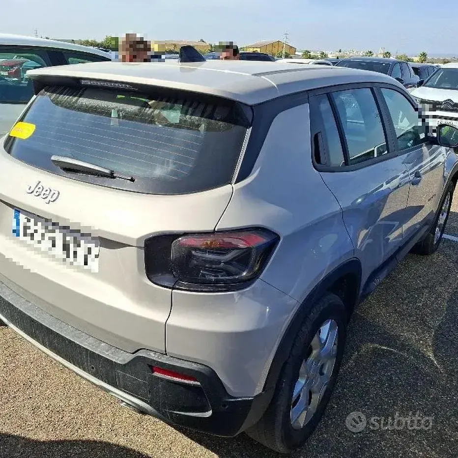 Nuevo Jeep Avenger Altitude 101 CV (74 kW) 2025 SUV