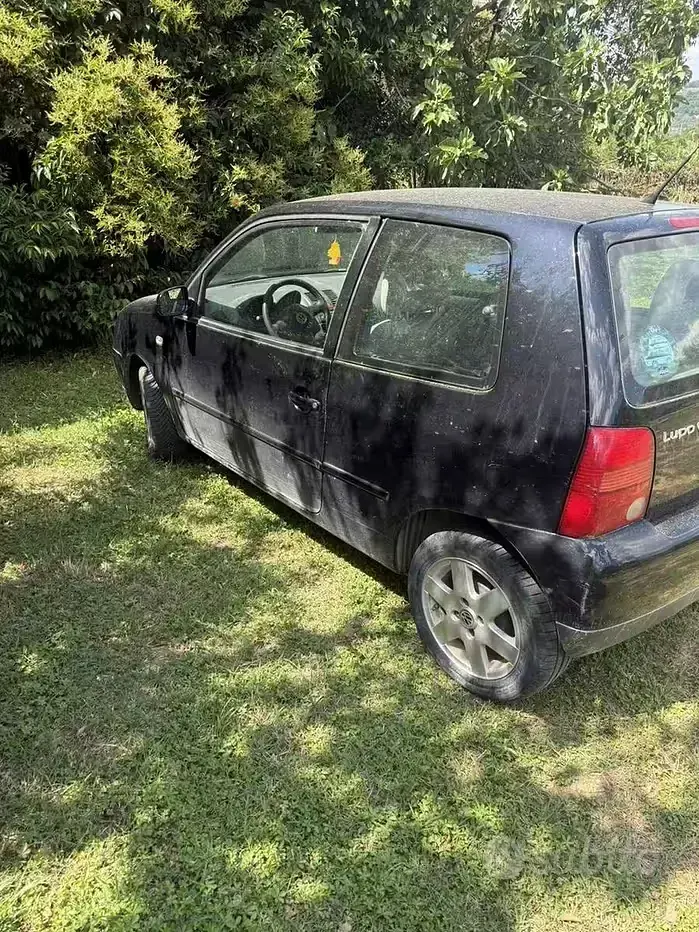 Usata VW Lupo 75 CV (55 kW) 2001 Nero Utilitaria